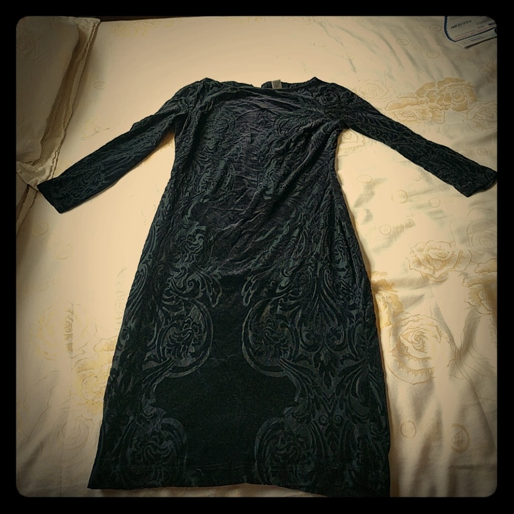 Black velvet dress